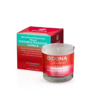 Вкусовая массажная свеча DONA Kissable Massage Candle Strawberry Souffle 135 г
